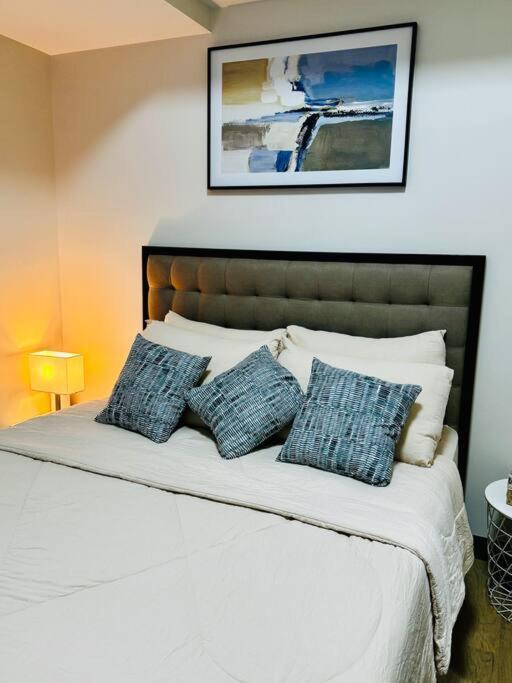 10g Cozy At Park Mckinley West Near Venice Mall *